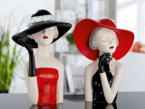 Poly Figur "Lady" mit schwarzem Hut, Höhe 30cm, von Gilde 4