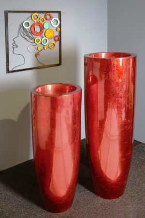 Pflanzgefäß / Vase „ Konus“ in rot (verschiedene Größen), von Gilde 3
